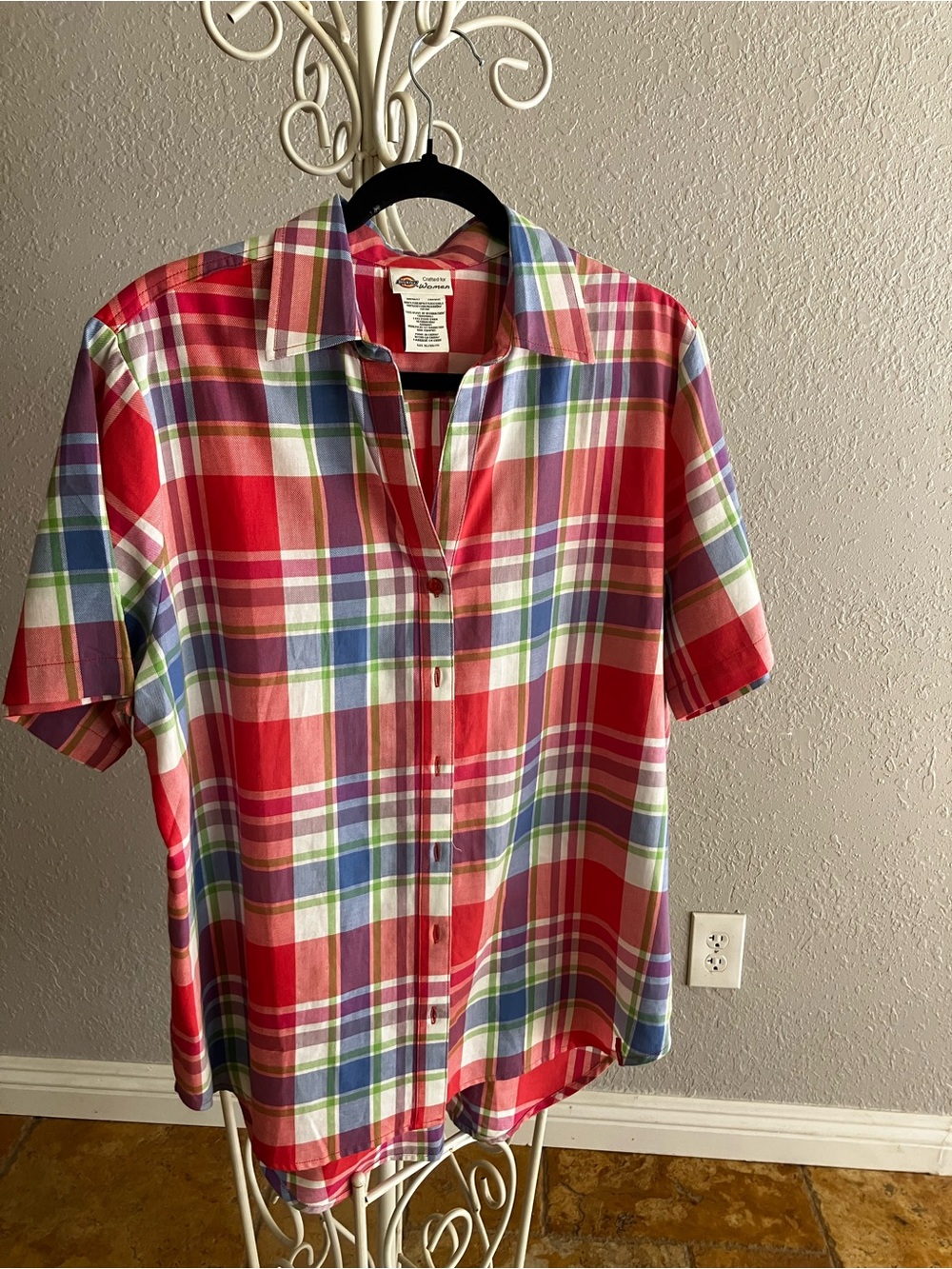 Dickies Red Plaid Short-Sleeve Button-Down Shirt